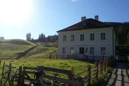 Volksschule Thierbach