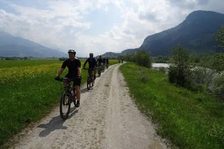 Huberalm Übergabe Raddressen Bild 3